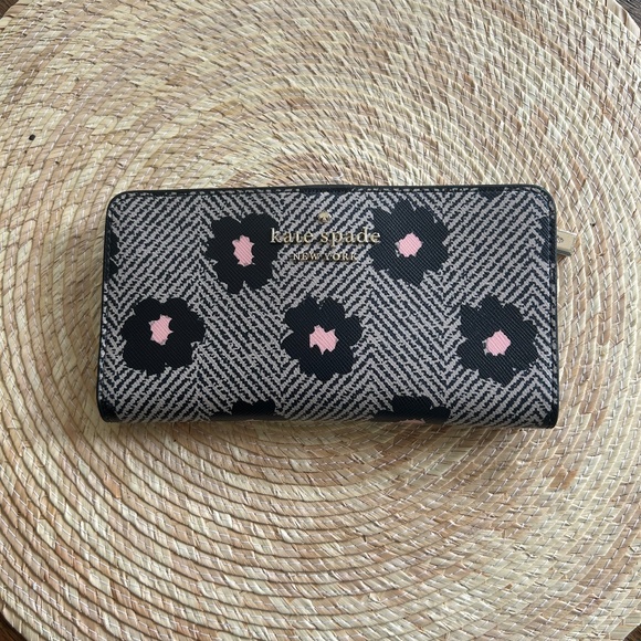 KATE SPADE STACI FLORAL BI-FOLD WALLET - Picture 1 of 4